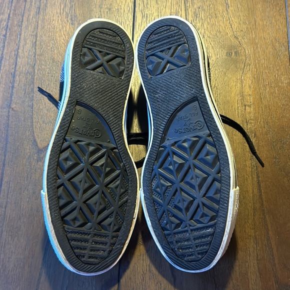 Converse All-Star Buffalo Plaid Low Top Sneakers - Picture 5 of 8